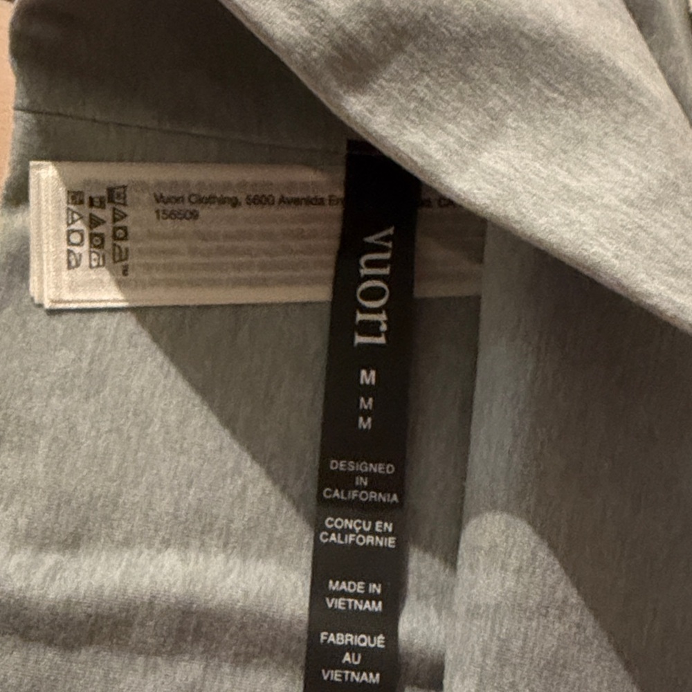 Vuori Clean Elevation legging NEW W/Tags- Medium - Picture 5 of 7